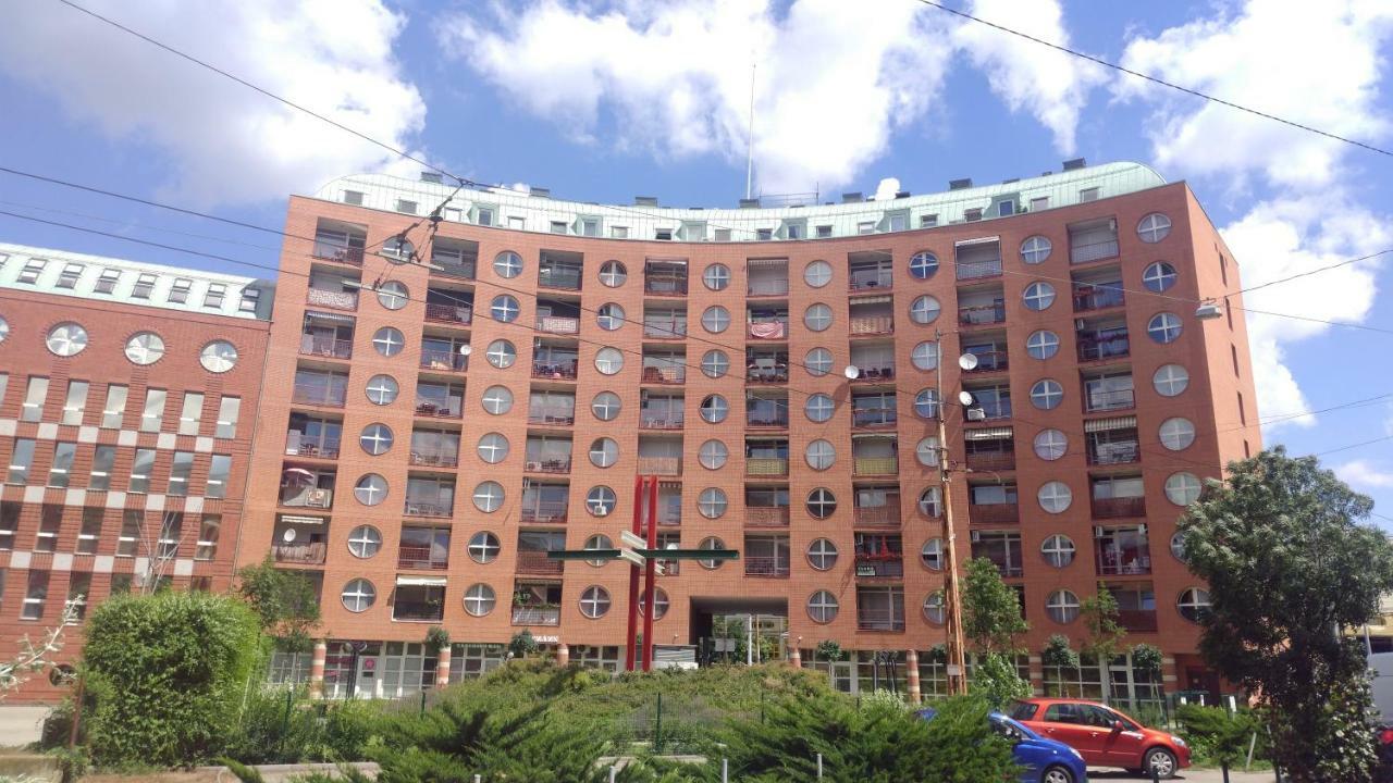 Apartament Baross *